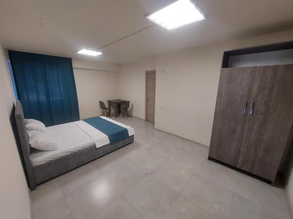 The Best Hotel-Hostel Yerevan Exterior foto